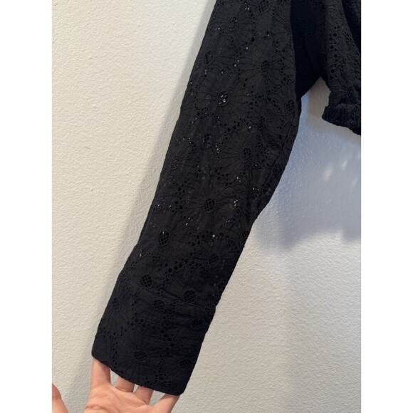 Zara Embroidered Crop Top Women’s Size Small Eyelet Black Floral Cut Out Back - Picture 6 of 9